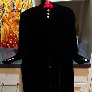 Vintage Black Velvet Bloomingdale’s Evening Coat Opera Women’s 14 Maxi Gothic